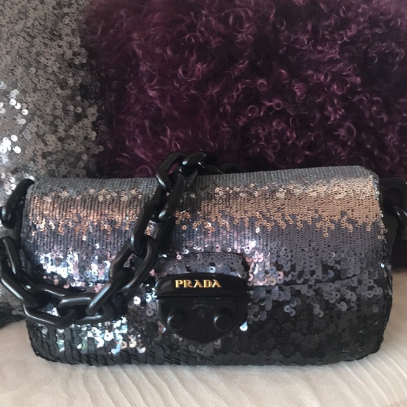 PRADA RARE BEAUTY - Picture 3 of 4